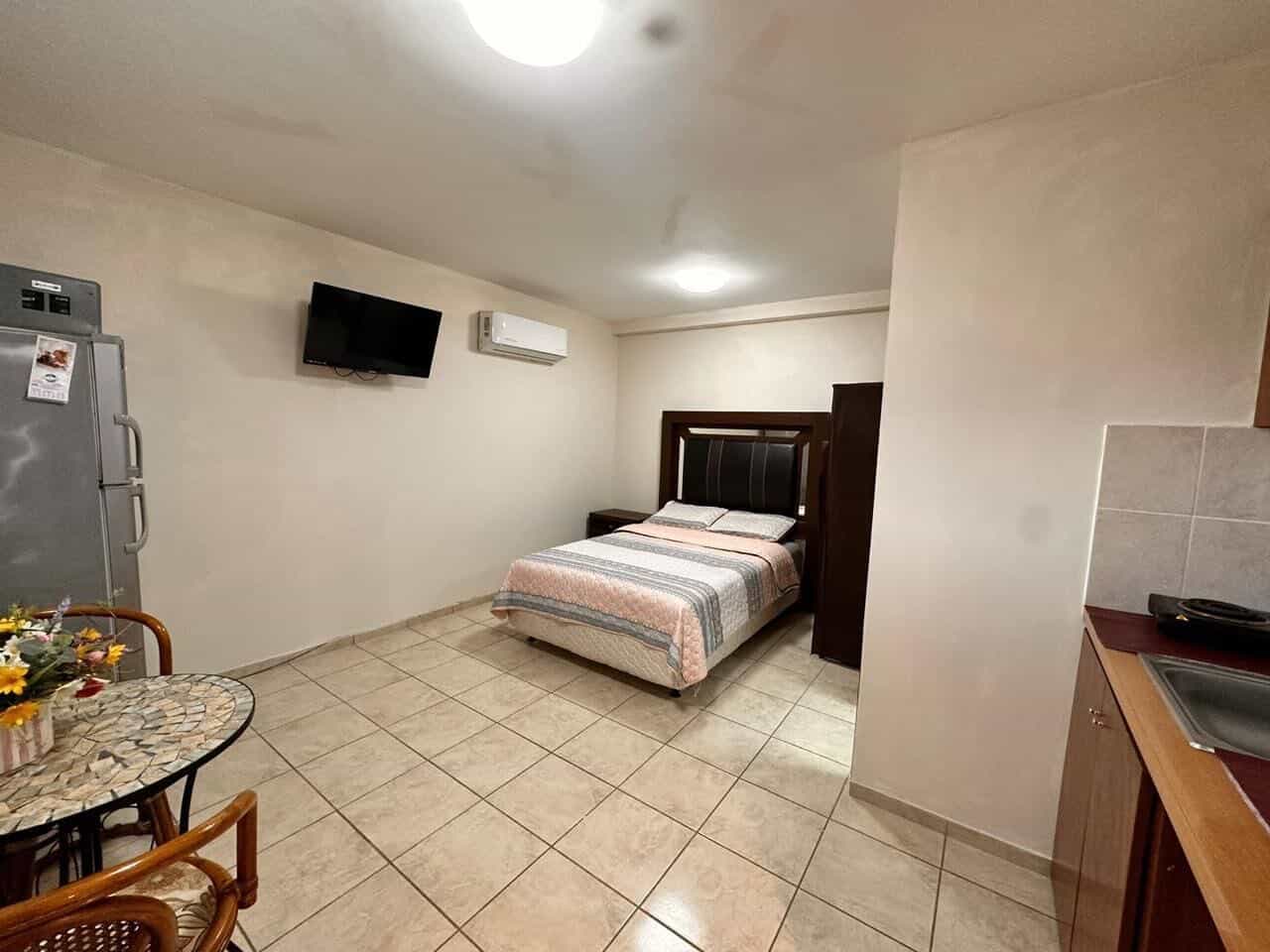 DEPARTAMENTO EN RENTA EN LA PAZ,COL. PUEBLO NUEVO - 1