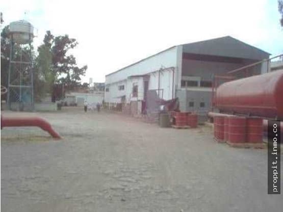 Bodega Industrial en Venta y Renta en Ecatepec - 1
