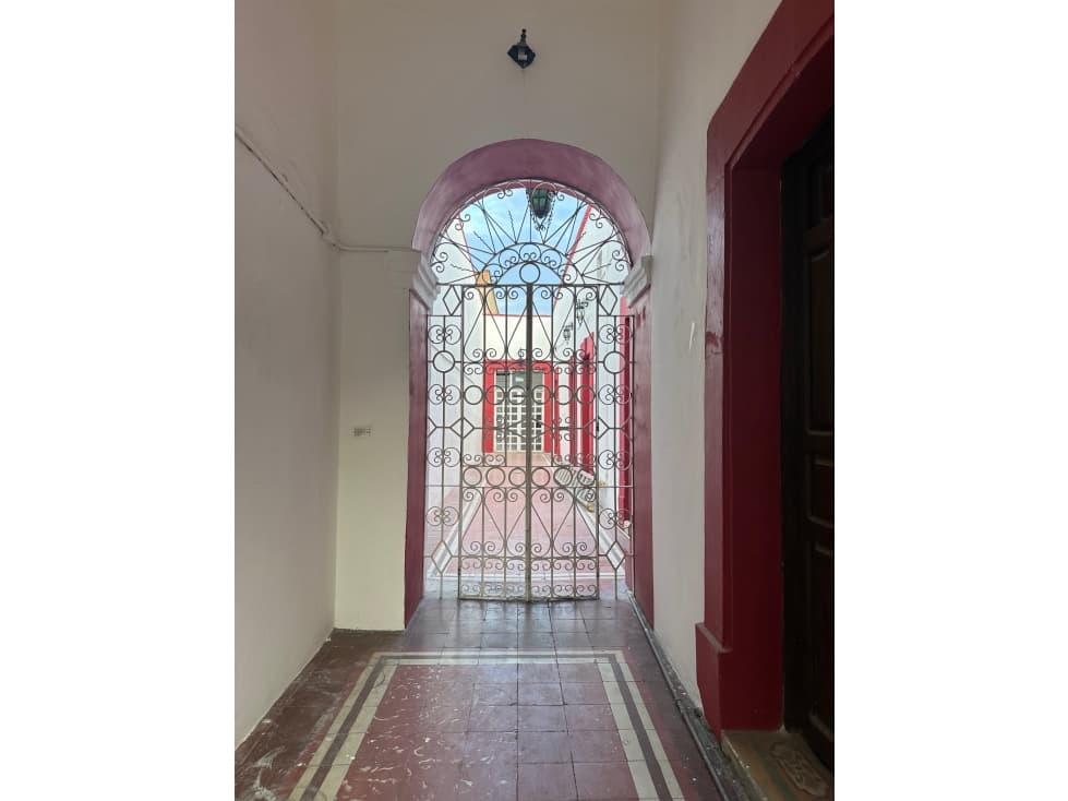 RENTA DE FINCA COMERCIAL EN ZONA CENTRO - 1