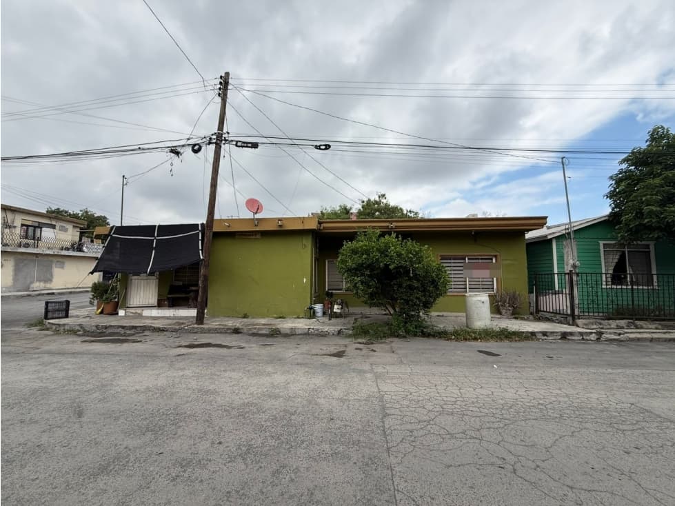 CASA EN VENTA EN GUADALUPE COLONIA PARAISO - 1