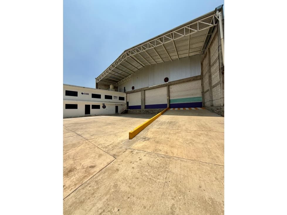 BODEGA INDUSTRIAL EN RENTA Y /O VENTA A PIE DE CARRETERA - 1