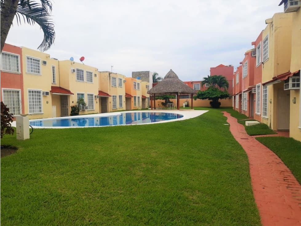 Casa en venta en fraccionamiento Gaviotas Acapulco - 1