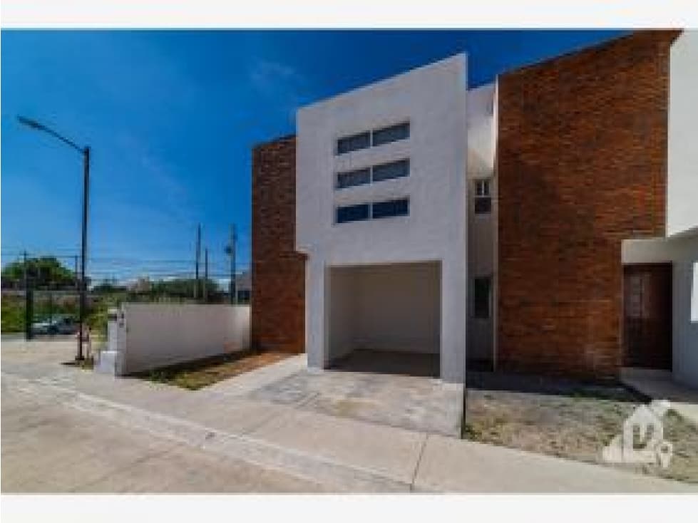 CASA EN VENTA EN SAN JUAN DEL RIO QUERETARO - 1