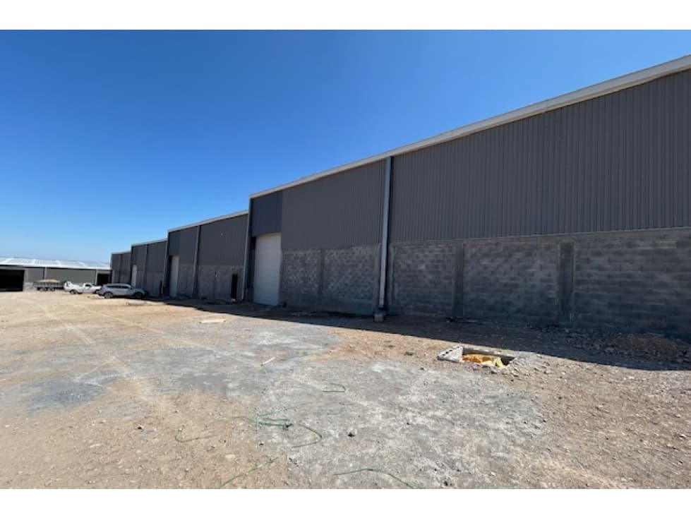 Estrena bodega en RENTA sobre Otilio González CBR639184 - 1