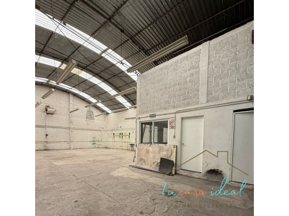 Bodega En Renta En Colonia Bugambilias Cerca De Blvd. Las Torres - 1