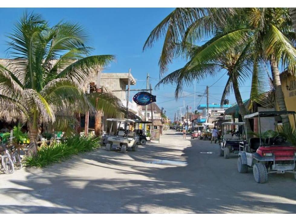 Terrenos en Venta A 200 Metros de la Playa - 1