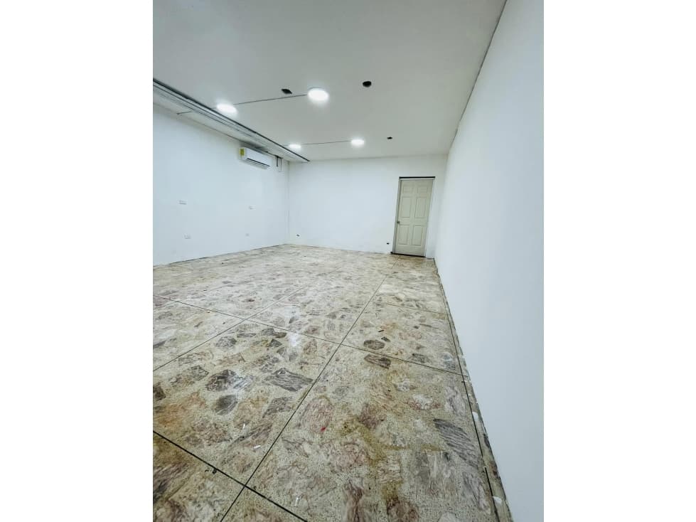 RENTA - Consultorio, Local Comercial - 1