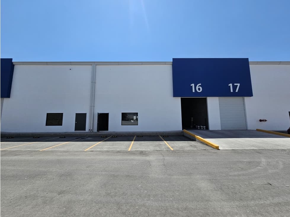 Bodega Industrial de 810 metros a estrenar en Cd. Juárez Chihuahua - 1