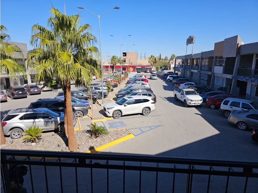 Local Comercial en Renta en Plaza Comercial en Cd. Juárez Chihuahua - 1