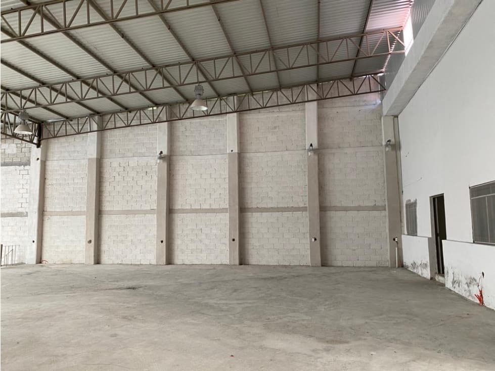 SE RENTA BODEGA EN CHIPITLAN,CUERNAVACA. - 1