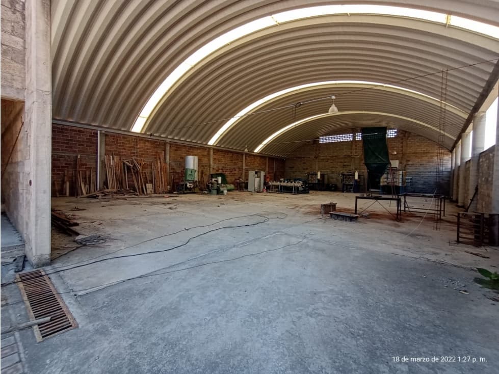 SE VENDE NAVE INDUSTRIAL EN XOCHITEPEC,MORELOS,MEXICO. - 1