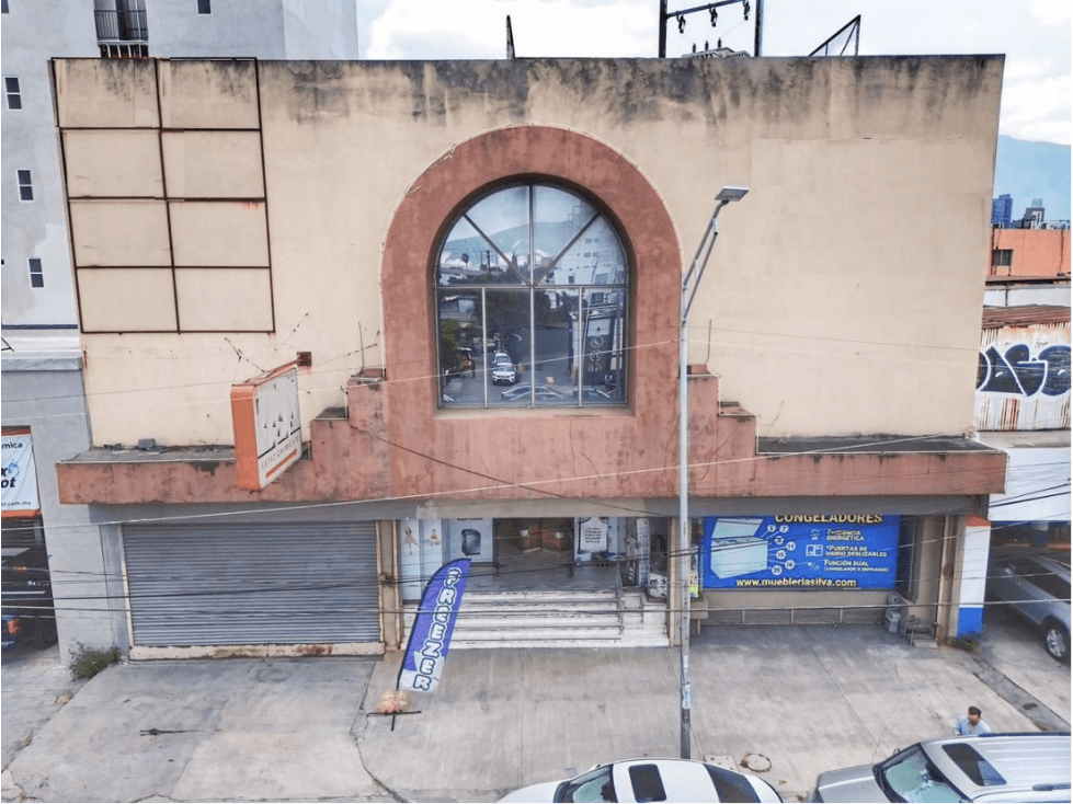 Edificio en Venta en Mitras Sur, Centro de Monterrey, Nuevo León. - 1