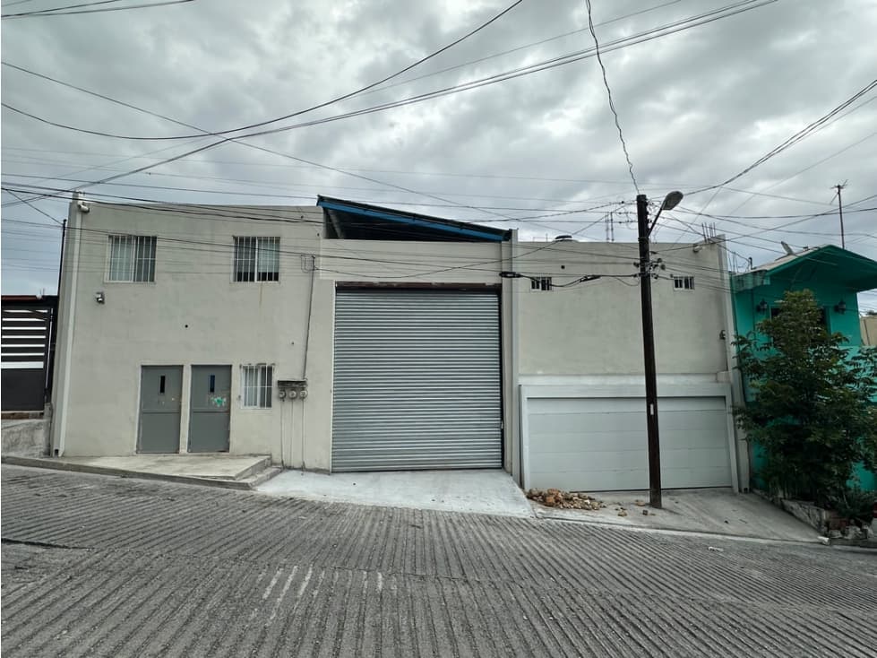 Bodega y Oficina en Renta en Independencia, Monterrey. N.L. - 1