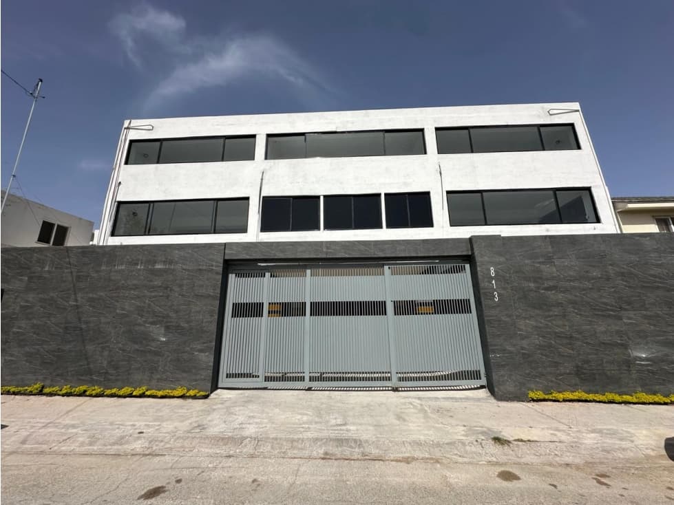 Oficina en renta Las Lomas en García, N. L. - 1