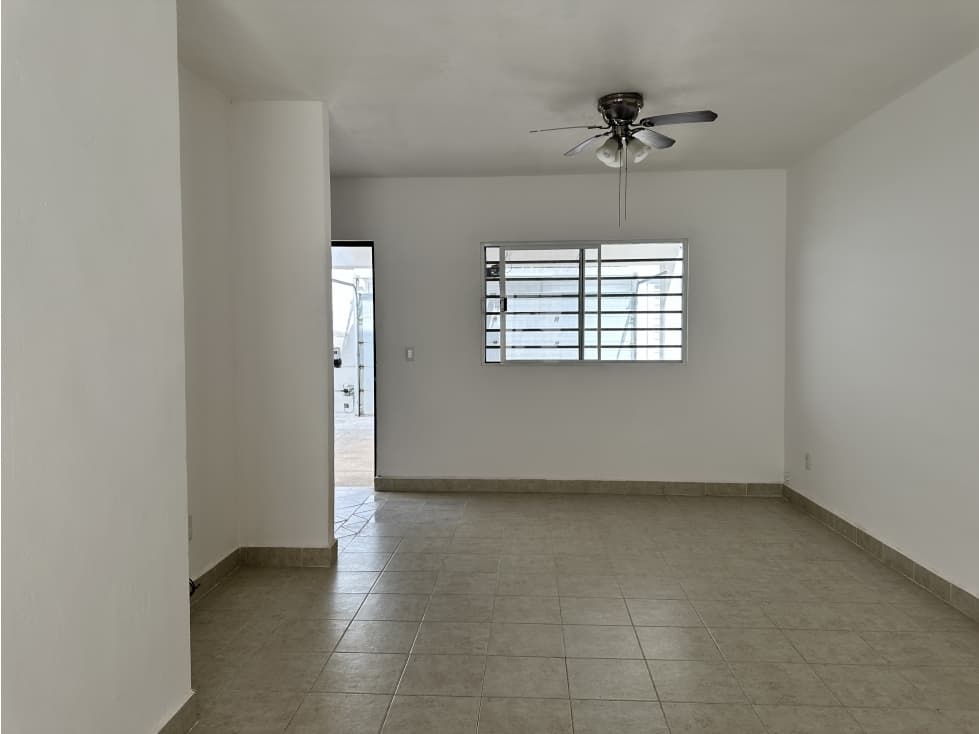 RENTA DE CASA EN ISLA AZUL, CANCÚN - 1