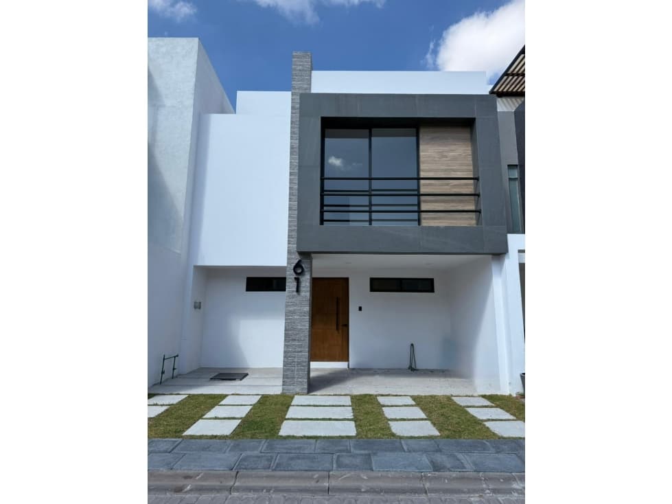 VENTA DE CASA LOMAS DE ANGELÓPOLIS FRACC MONTE REAL - 1
