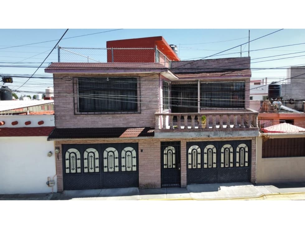 Casa en Venta en Colonia Jimenez Gallardo, Metepec - 1