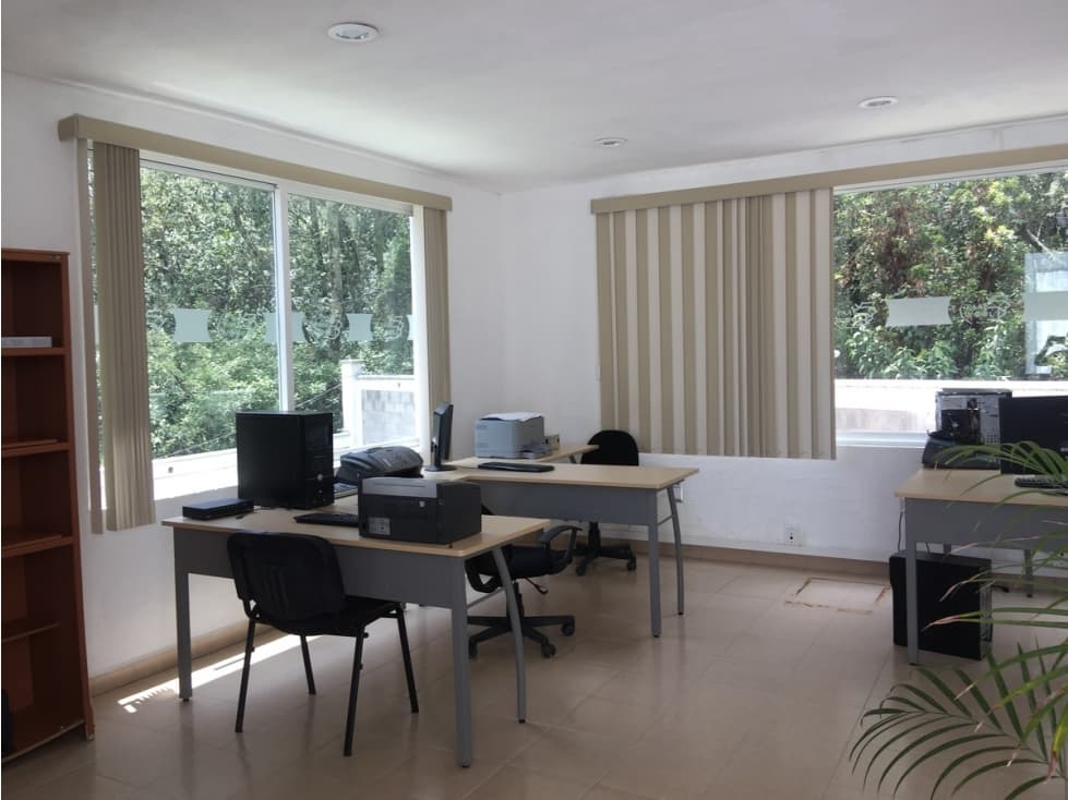 EN RENTA OFICINAS DE DOS PLANTAS - 1