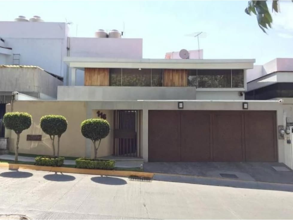 Casa en Venta en Lomas de la Herradura Huixquilucan - 1