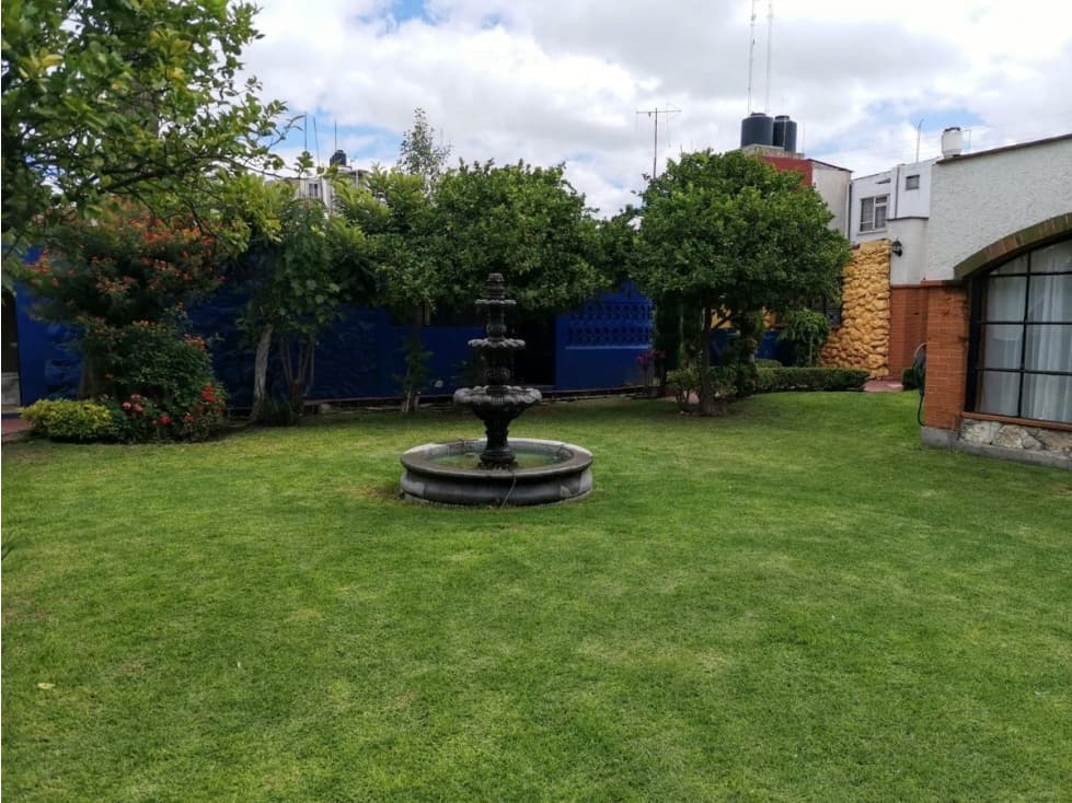 CASA CON USO DE SUELO COMERCIAL EN VENTA CENTRO DE ZUMPANGO ESTADO DE MEXICO. - 1