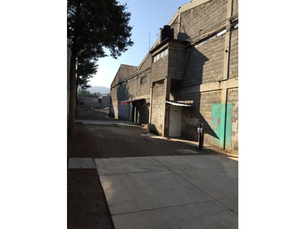 BODEGA COMERCIAL EN LOS REYES LA PAZ . - 1