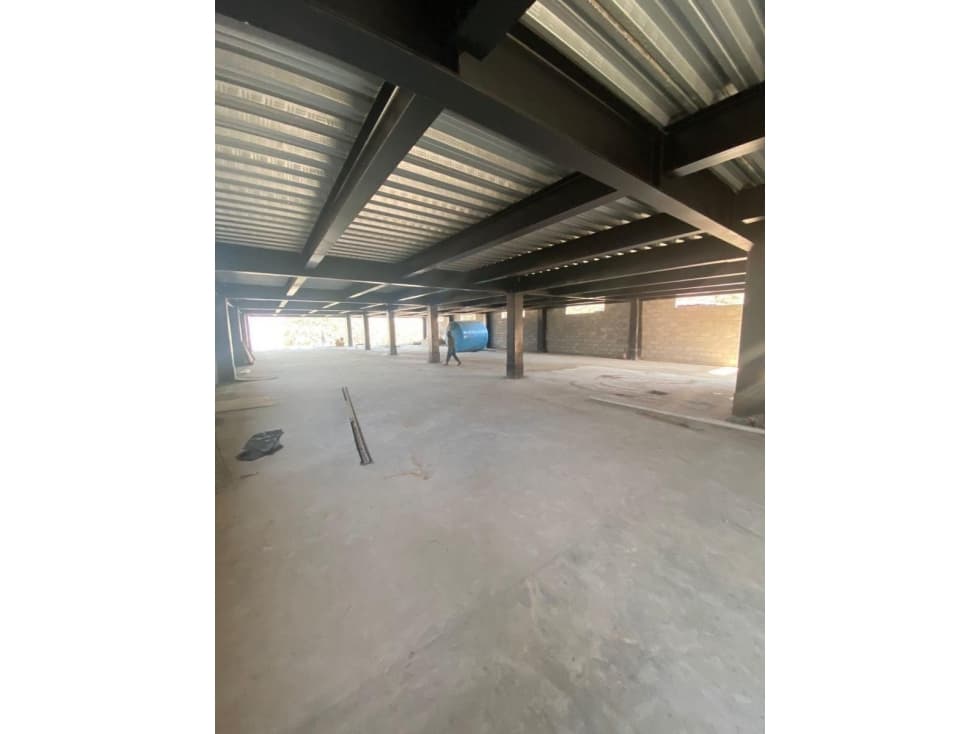 Bodega en Venta o Renta en Huixquilucan Bosque Real - 1