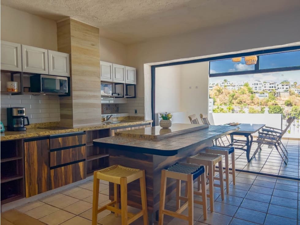 Departamento en Venta en Puerto Las Hadas Manzanillo, Colima - 1