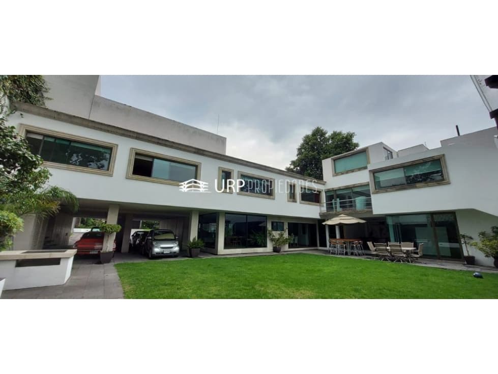 PRECIOSA CASA EN VENTA, JARDINES DEL PEDREGAL - 1