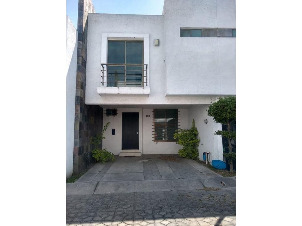 Casa en Remate en Sta Ma Tequepexpan, Guadalajara F-384 - 1