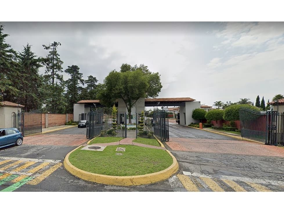Casa en Remate en Residencial La Providencia, Metepec F-247 - 1