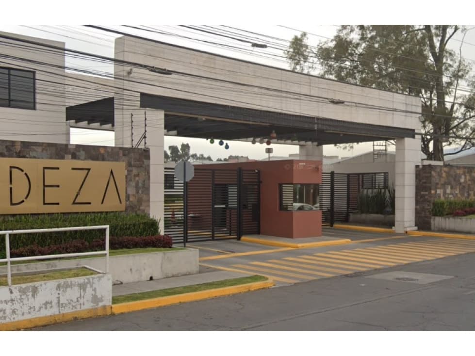 Casa en Remate en Toluca, F-1114 - 1