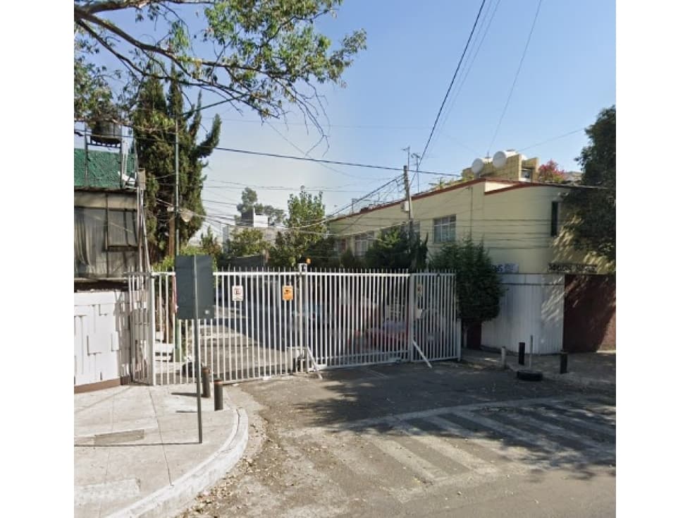Casa en Remate en Militar Marte, F-1596 - 1