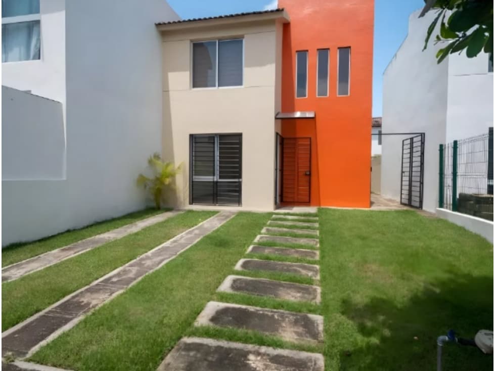 Casa en Remate en Real Ixtapa, F-875 - 1