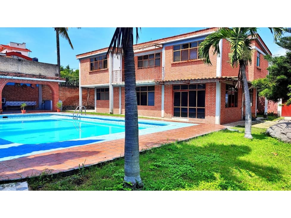 Venta Casa con Alberca, en Cuautla Morelos - 1