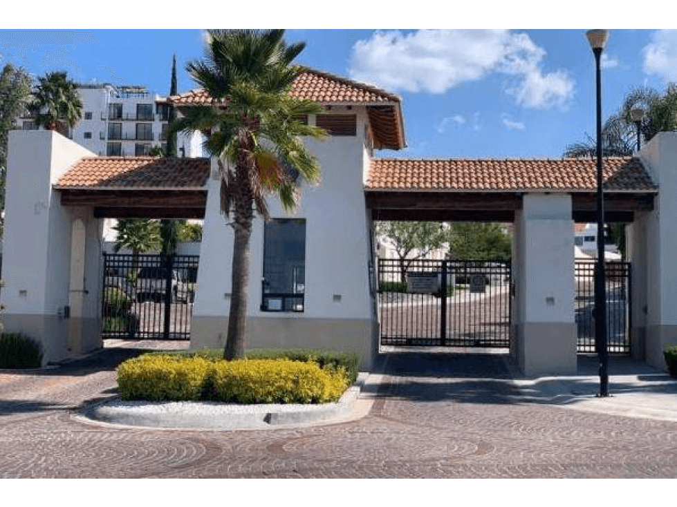 Casa en Remate en Cumbres Del Lago, FG-1148 - 1