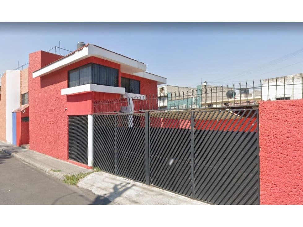 Casa en Remate en Paseos de Churubusco, FG-1743 - 1