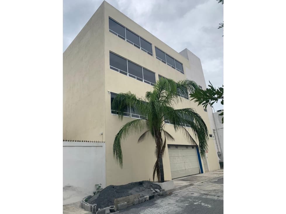 Edificio en Venta en Colonia SCT Guadalupe Nuevo León - 1