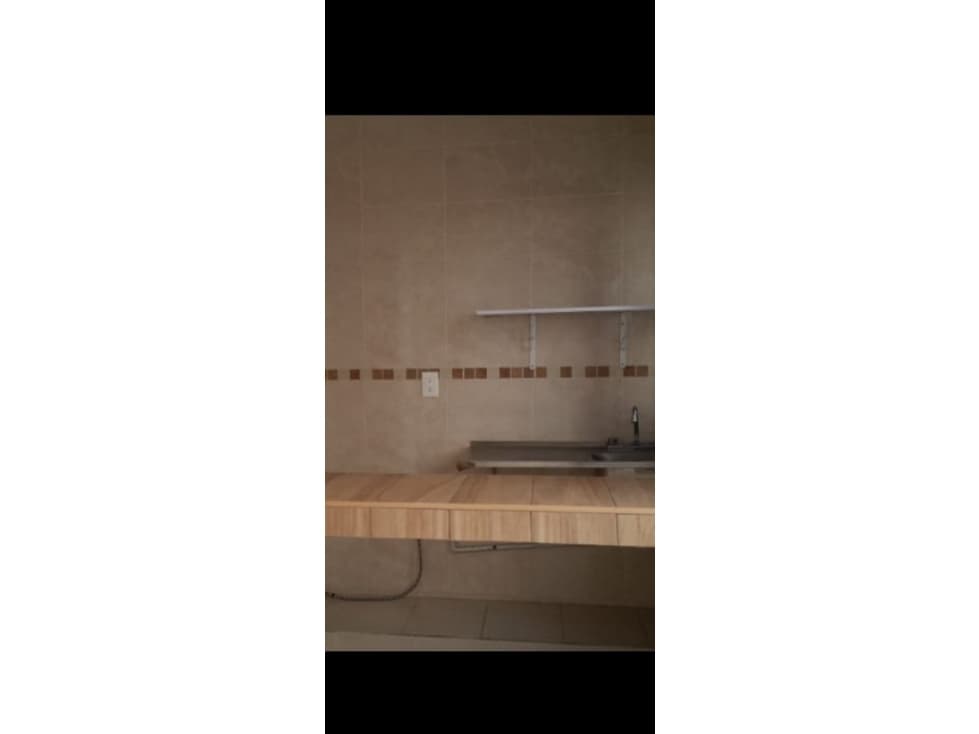 Renta de casa semiamueblada con alberca y vig Temixco Mor. - 1