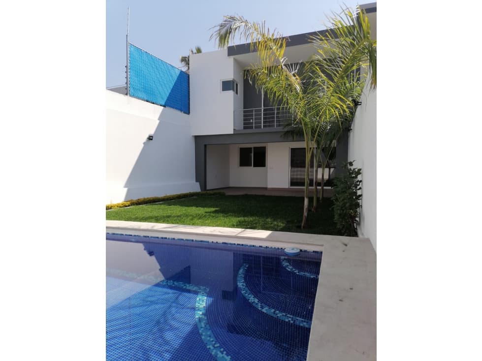 Venta de Casa Sola en La Colonia Burgos - 1