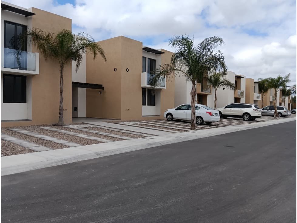 DEPARTAMENTOS PUERTA REAL II, 3 REC. DESDE $2'654.000 - 1