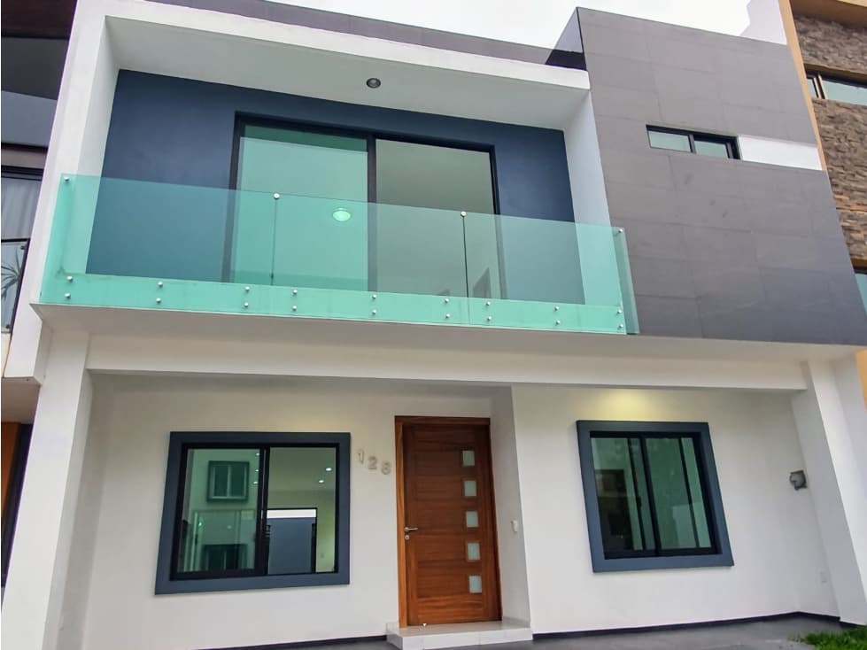 Casa 128 con Roof Garden en Valle Imperial - 1