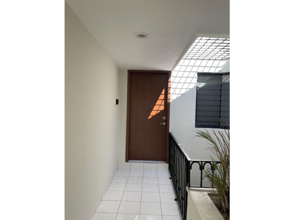 SE RENTA DEPARTAMENTO AMUEBLADO, 2 RECAMARAS, GAVIOTAS. - 1