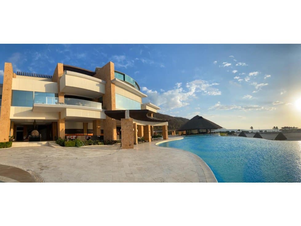 Casa en Venta, Country Club Campeche, con club de golf - 1