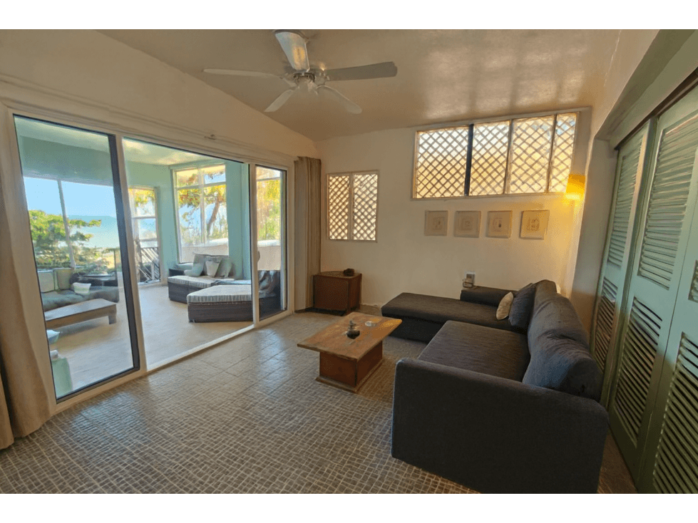 Casa Frente al Mar en Venta, Playas de Yucatán - 1