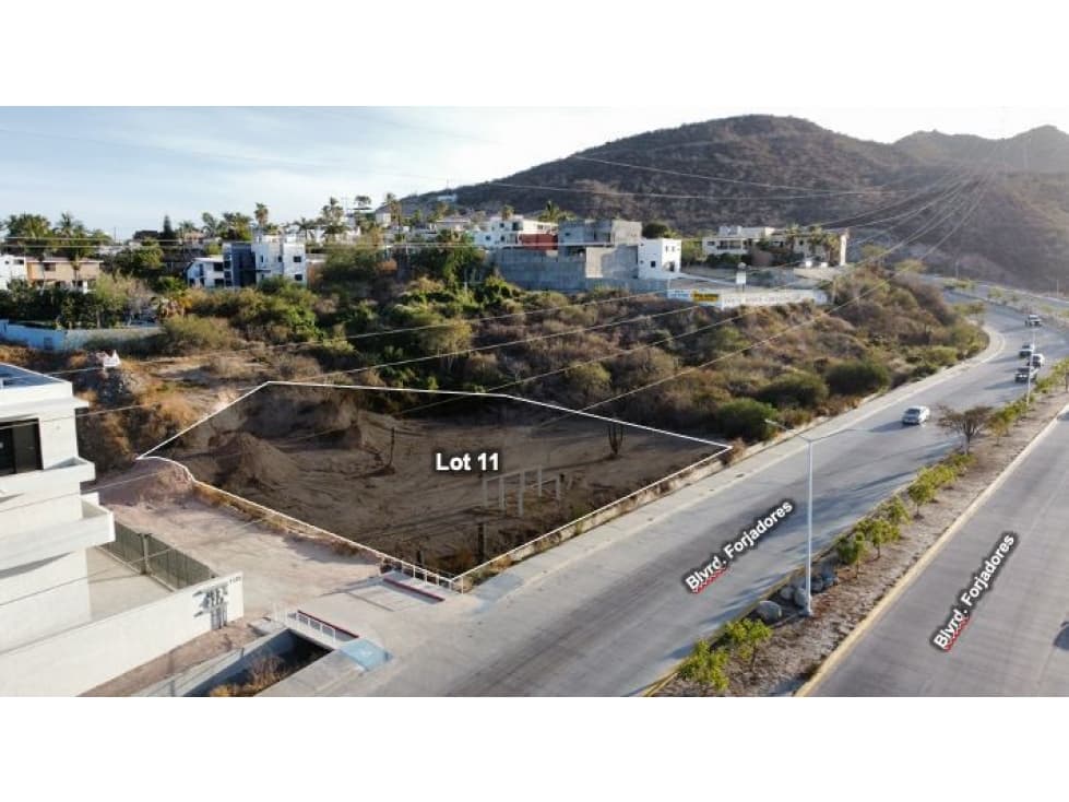 VENTA DE TERRENO EN BOULEVARD FORJADORES, SAN JOSÉ DEL CABO, IM-103 - 1