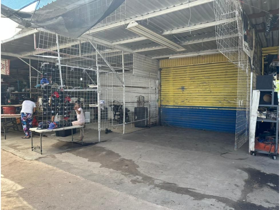 LOCAL EN VENTA TIANGUIS HECTOR ESPINO - 1