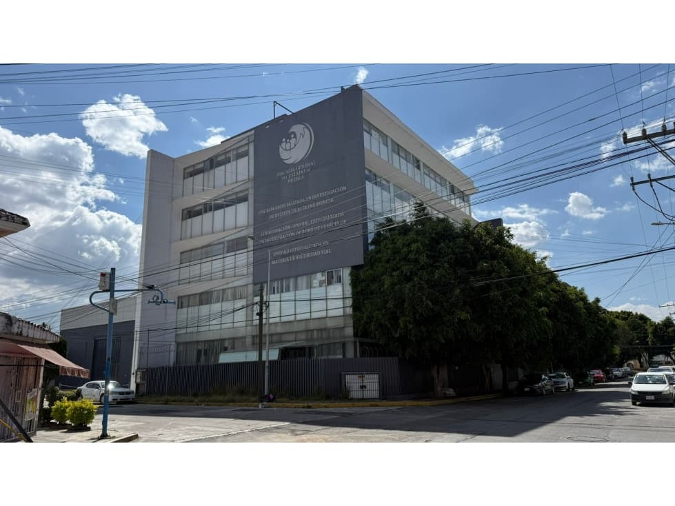 Edificio en venta en Col. San Rafael Oriente, Puebla - 1