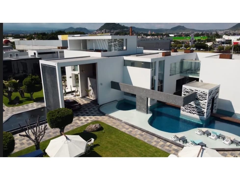 Residencia de Lujo en Venta en Real La Alfonsina, Atlixco, Puebla - 1