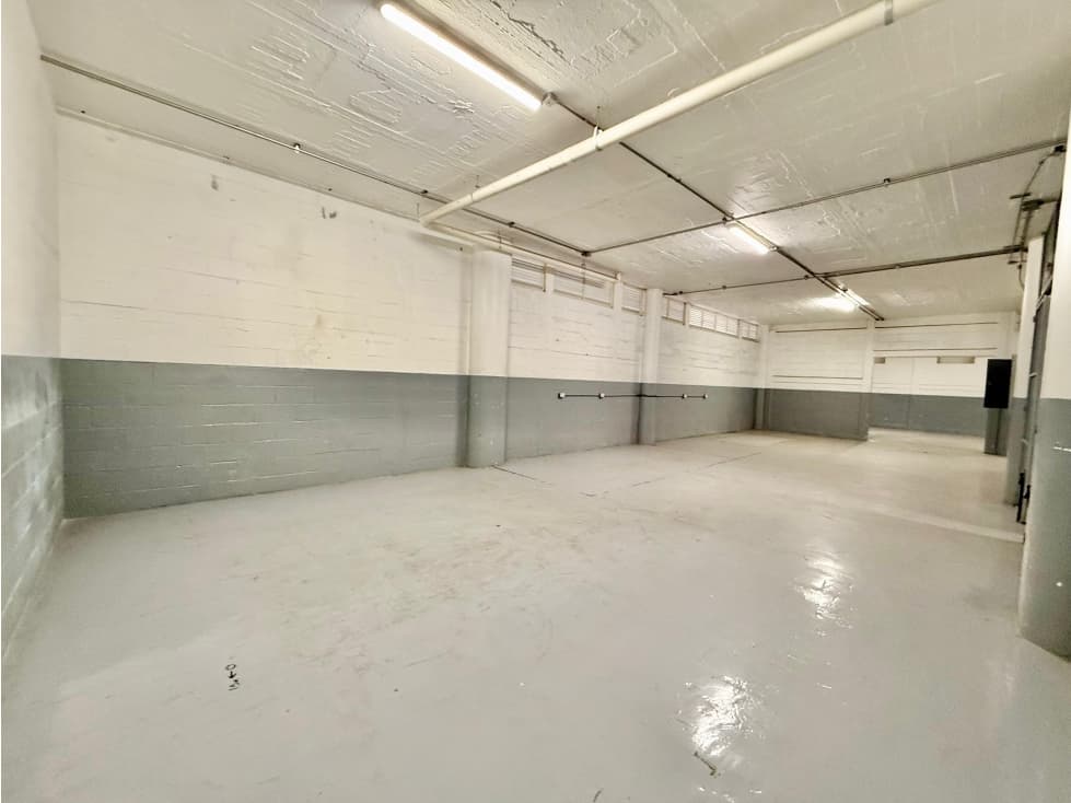 EN RENTA BODEGA EN CONJUNTO INDUSTRIAL 289 m2 NAUCALPAN - 1