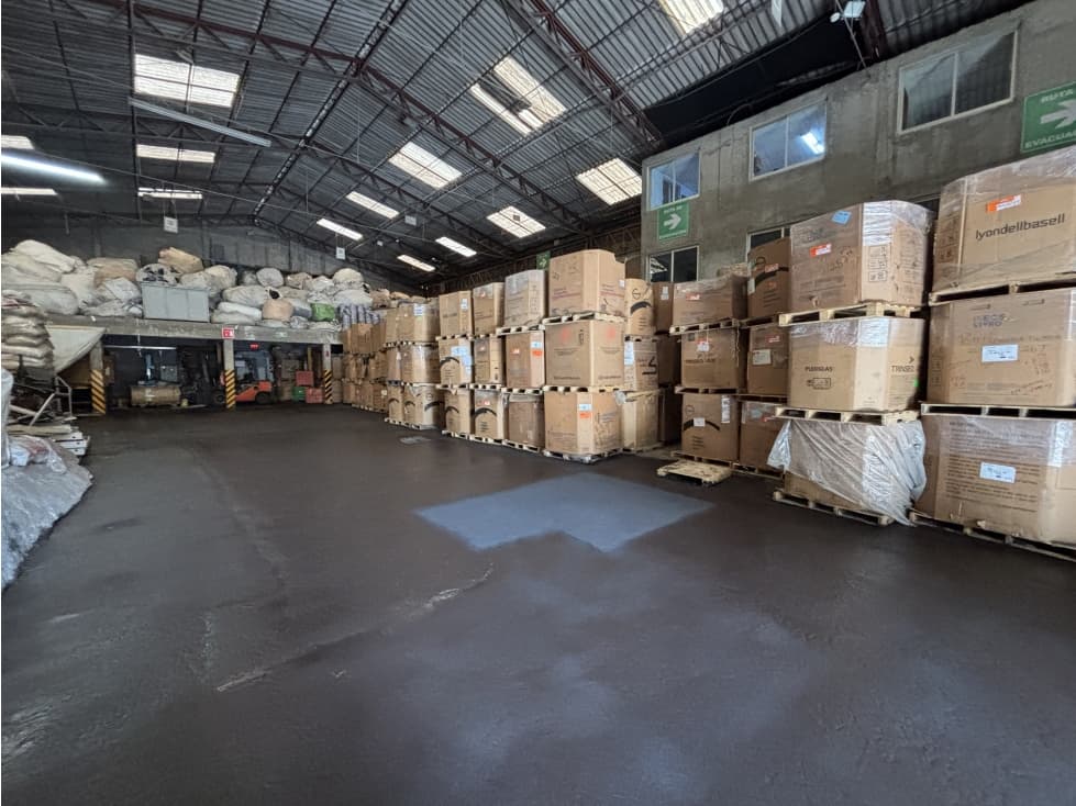 EN VENTA BODEGA NAUCALPAN 1,260 M2 - 1